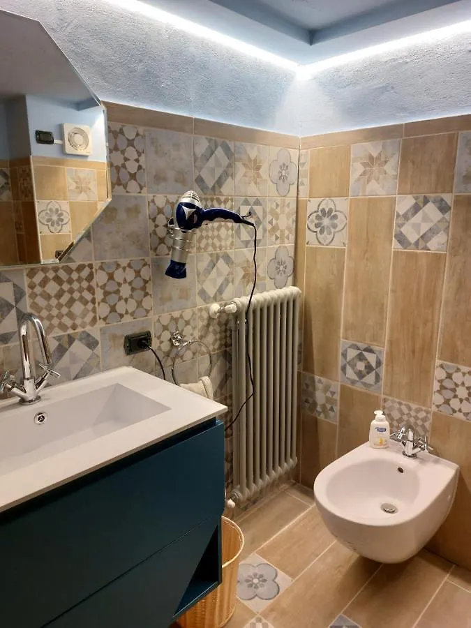Charming Apartment Lake Front Acquaseria